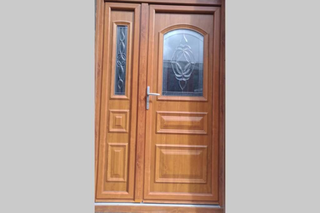 F2 Au Pied Du Chateau Et A 15Min De Center Parc Ла-Ферте-Сент-Обен Экстерьер фото